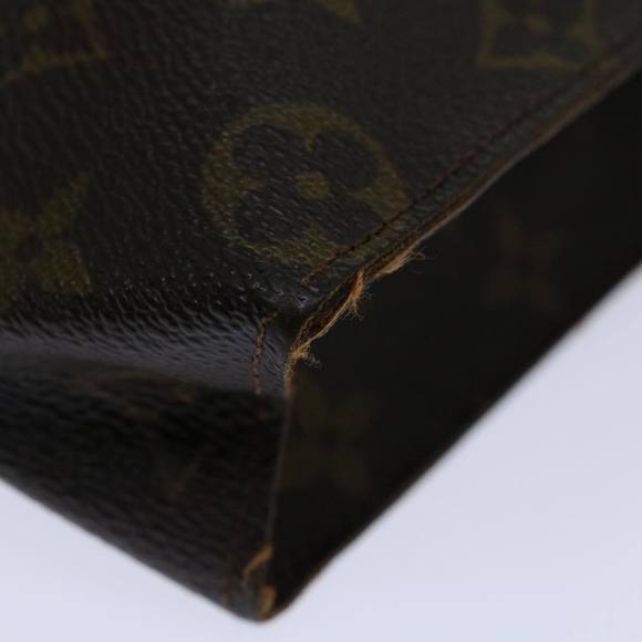 LOUIS VUITTON Monogram Poche Toilette 26 Pouch M47542 LV Auth 70035 - Picture 14 of 16